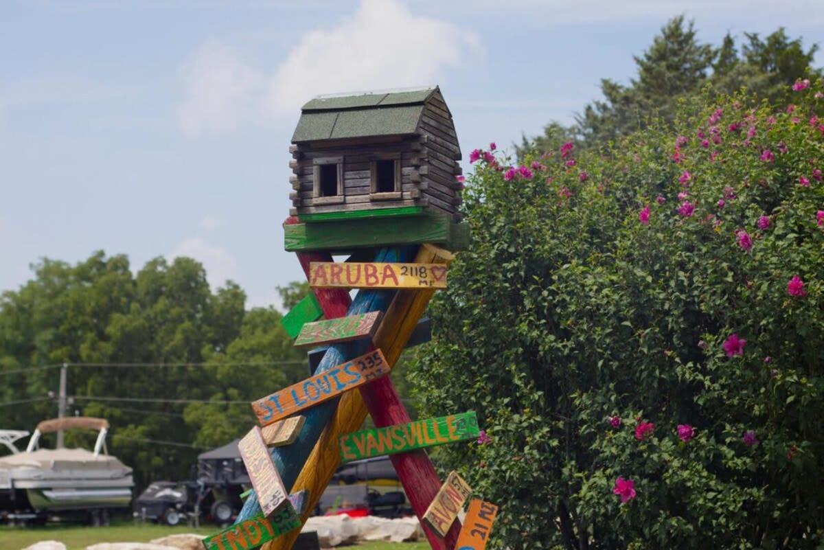 Charming Log Cabin In ブルーミントン エクステリア 写真